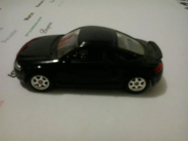 MINIATURA 1/64